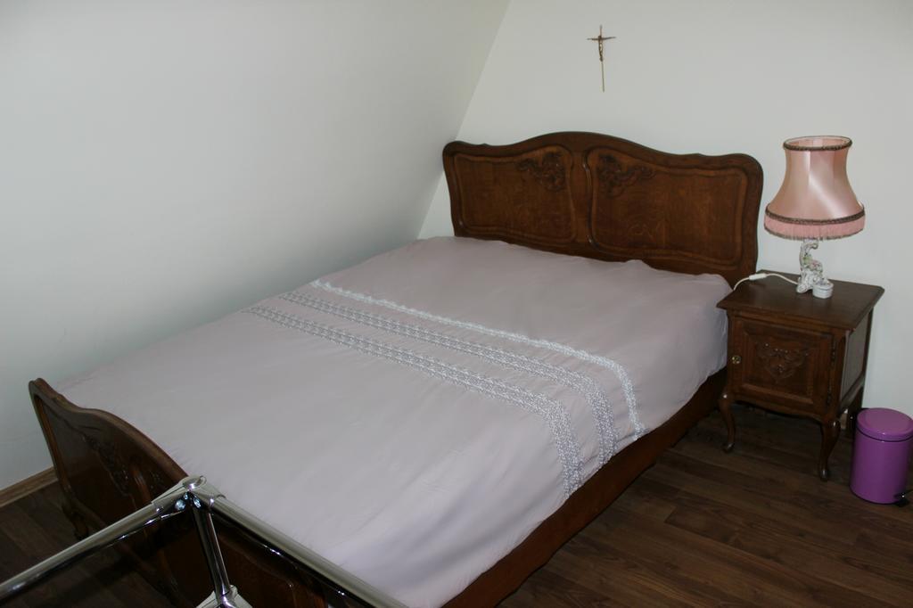 Columba Livia Guesthouse Паланга Номер фото