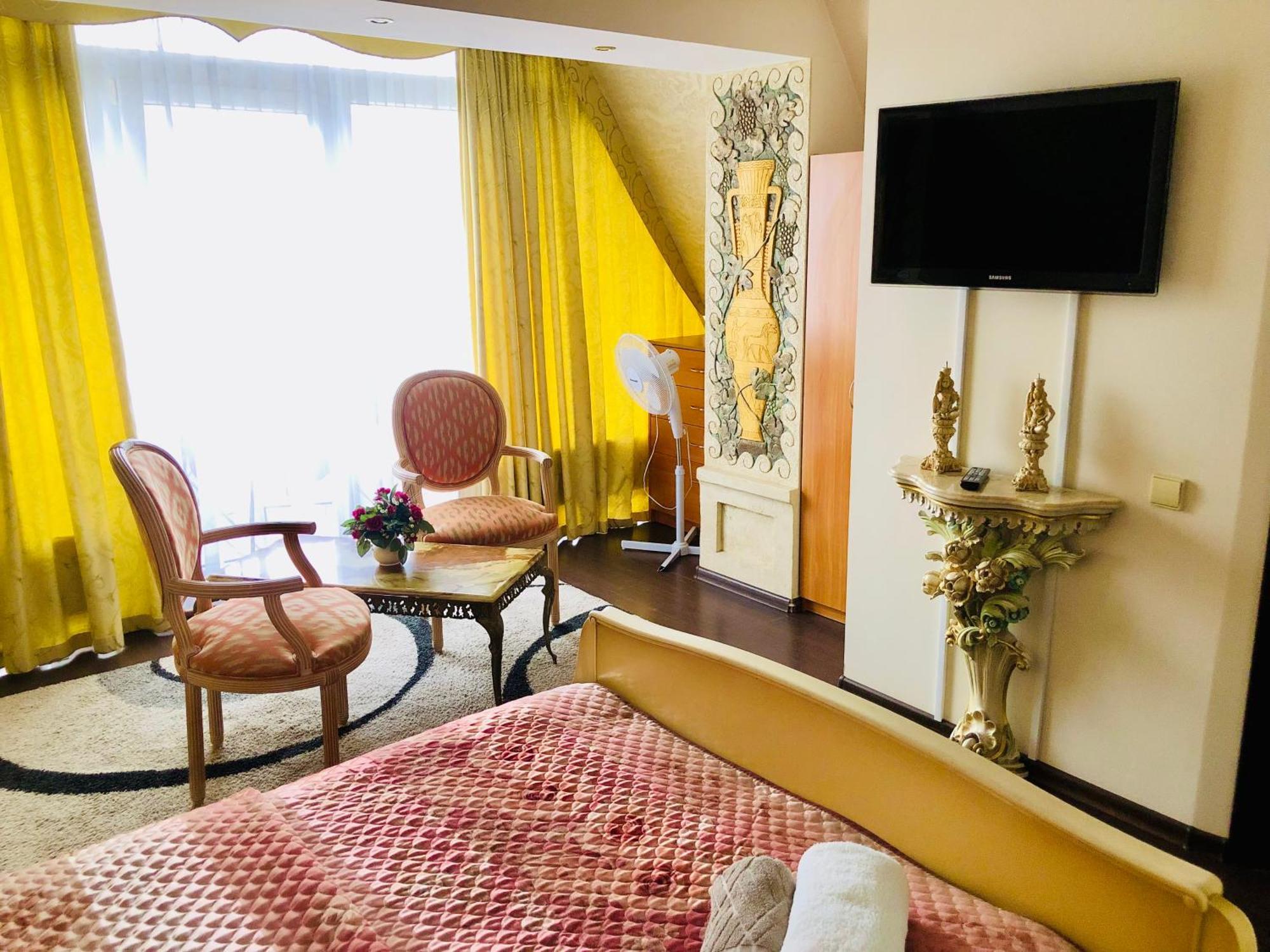 Columba Livia Guesthouse Паланга Экстерьер фото