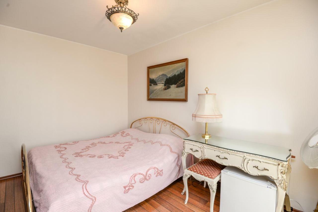Columba Livia Guesthouse Паланга Экстерьер фото